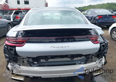 2017 Porsche Panamera 4 из США, поврежденный, VIN WP0AA2A75HL102557